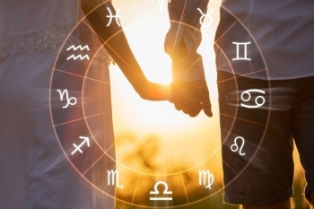 Love & Astrology: Understanding Relationship Compatibility Through the Zodiac body thumb image